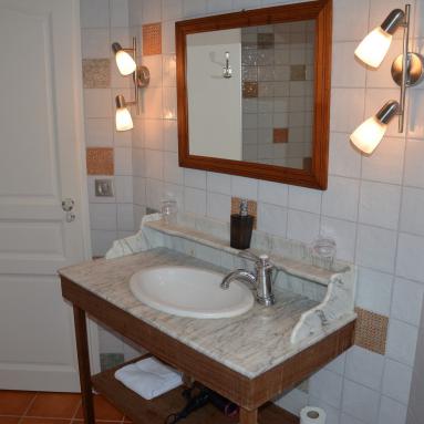 Salle d'eau de la chambre Les Lapins