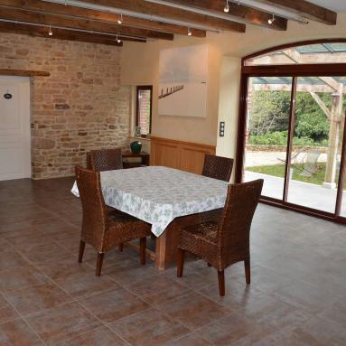 Grand espace de vie du gîte